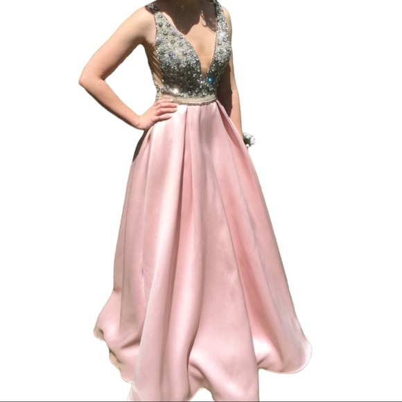 BHLDN Triest 4 & 12 Pink Embellished Wedding / Prom Formal Ball Gown - Picture 3 of 9